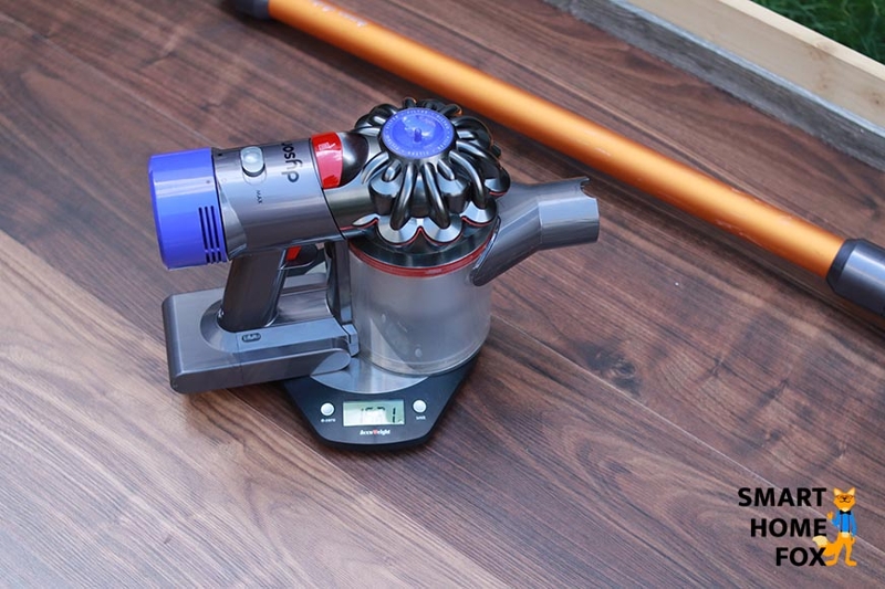 Poids du Dyson V8
